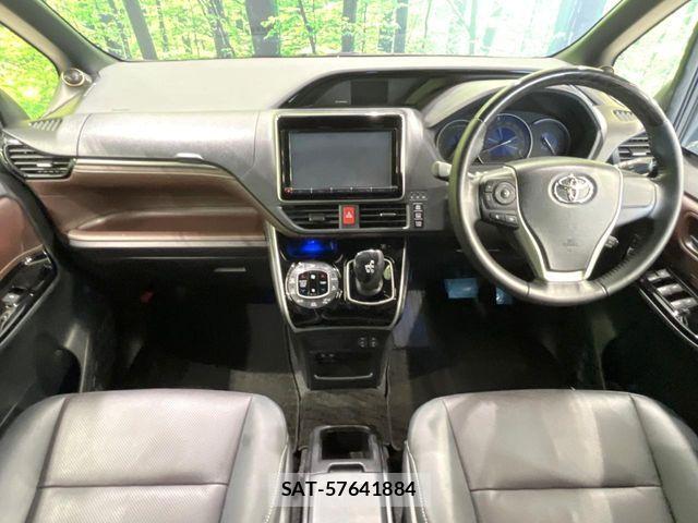 Toyota ESQUIRE 2020-03 8245156-1