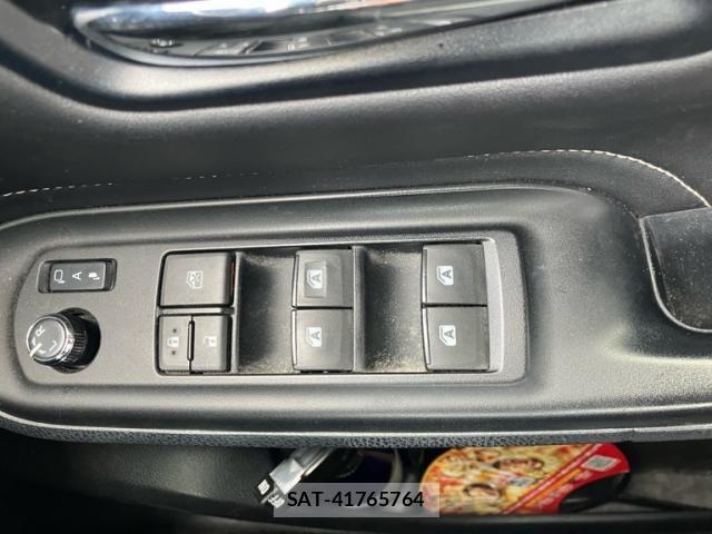 Toyota ESQUIRE 2015-01 8245158-13
