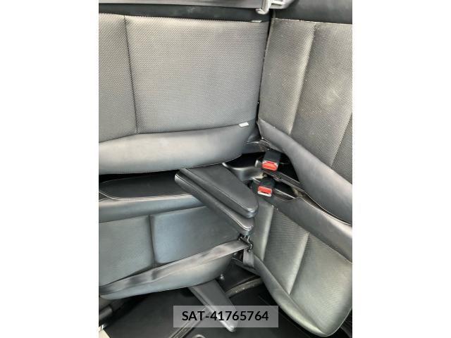 Toyota ESQUIRE 2015-01 8245158-8