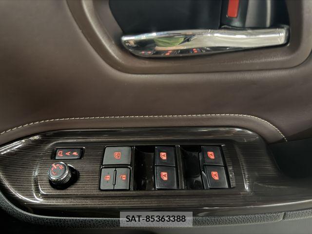 Toyota ESQUIRE 2018-05 8314343-21