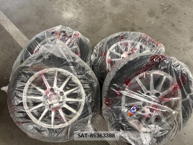 Toyota ESQUIRE 2018-05 8314343-24