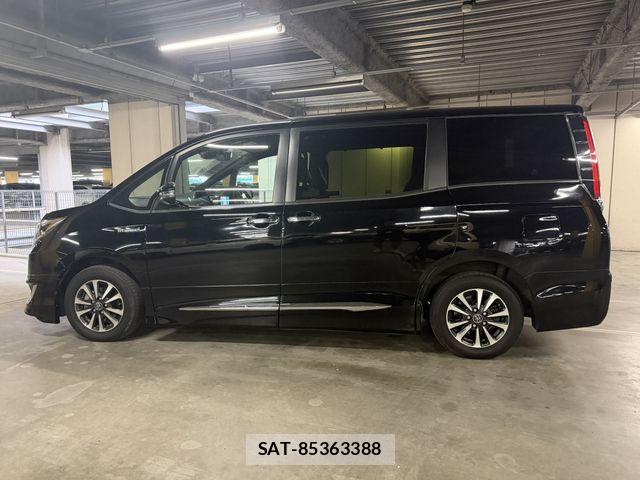Toyota ESQUIRE 2018-05 8314343-7