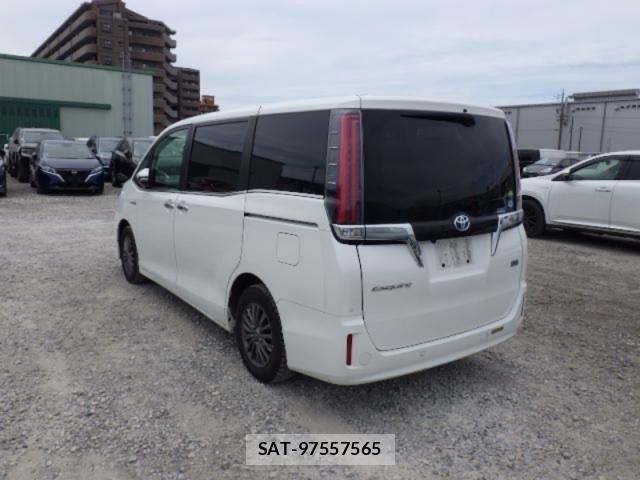 Toyota ESQUIRE 2019-07 8314342-2
