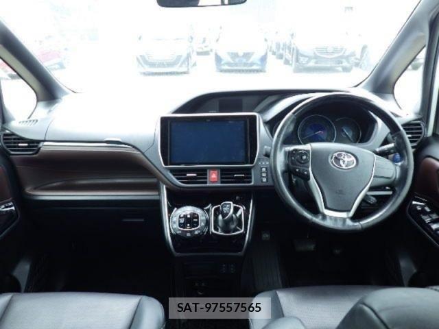 Toyota ESQUIRE 2019-07 8314342-4