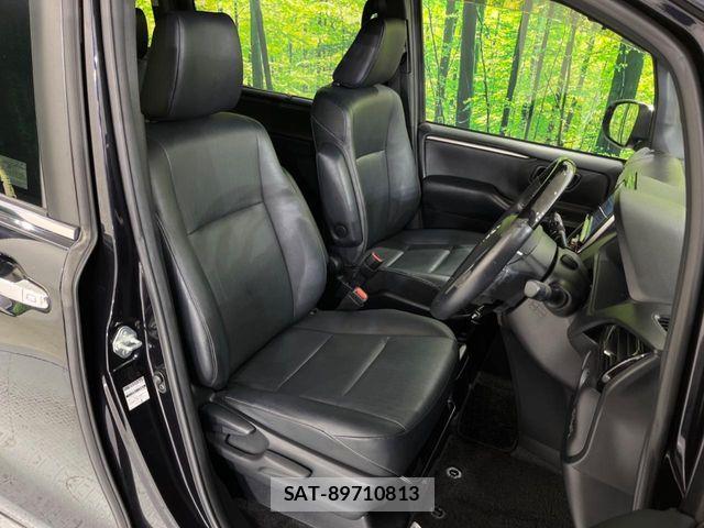 Toyota ESQUIRE 2016-10 8314341-7