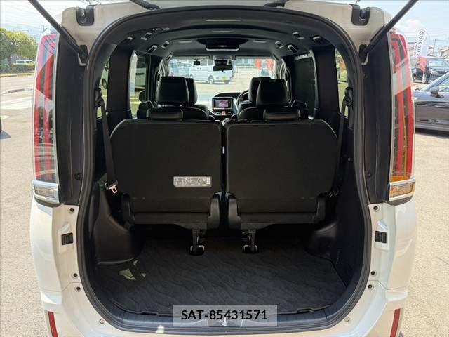 Toyota ESQUIRE 2018-06 8335744-20