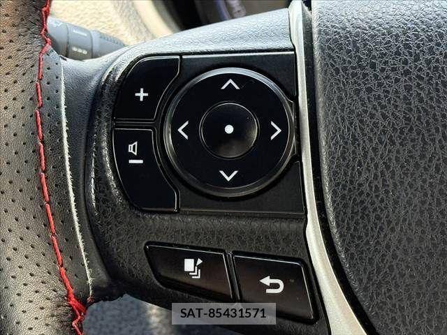 Toyota ESQUIRE 2018-06 8335744-28