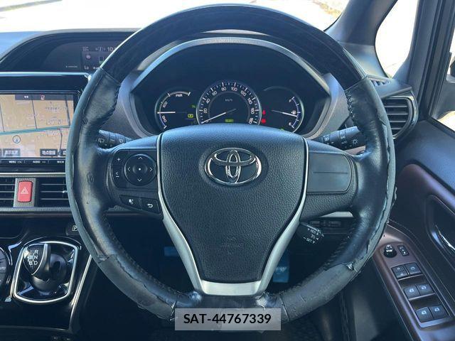 Toyota ESQUIRE 2017-03 8335741-11