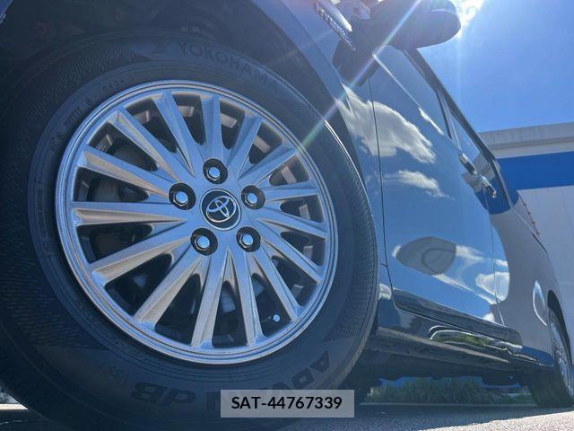 Toyota ESQUIRE 2017-03 8335741-13