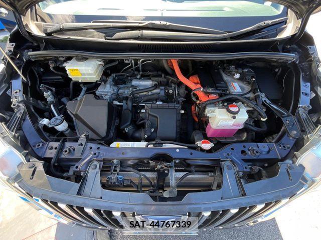 Toyota ESQUIRE 2017-03 8335741-18