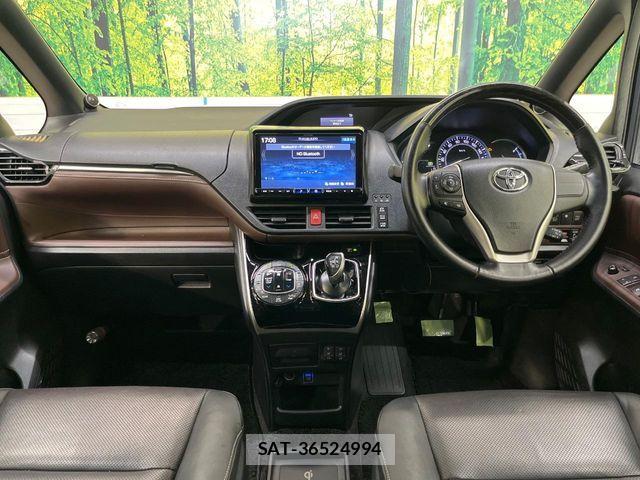 Toyota ESQUIRE 2015-09 8335742-1