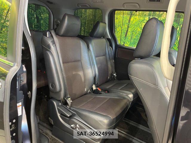 Toyota ESQUIRE 2015-09 8335742-8