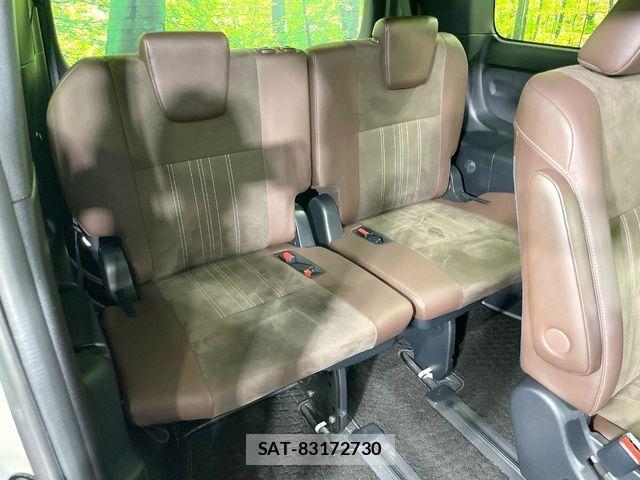 Toyota ESQUIRE 2018-02 8335737-9