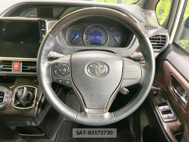 Toyota ESQUIRE 2018-02 8335737-11