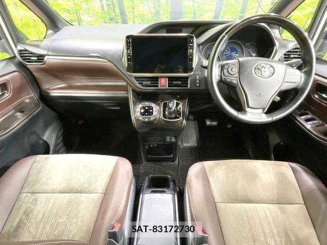 Toyota ESQUIRE 2018-02 8335737-1