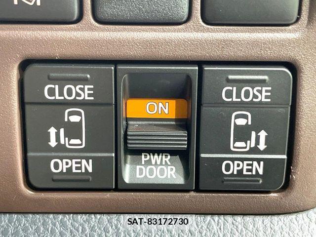 Toyota ESQUIRE 2018-02 8335737-3