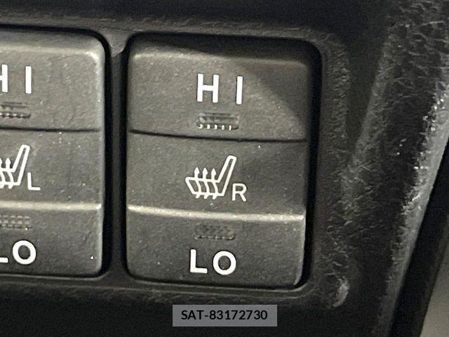 Toyota ESQUIRE 2018-02 8335737-6
