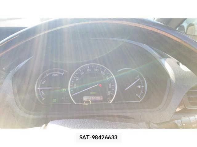 Toyota ESQUIRE 2015-07 8335743-11