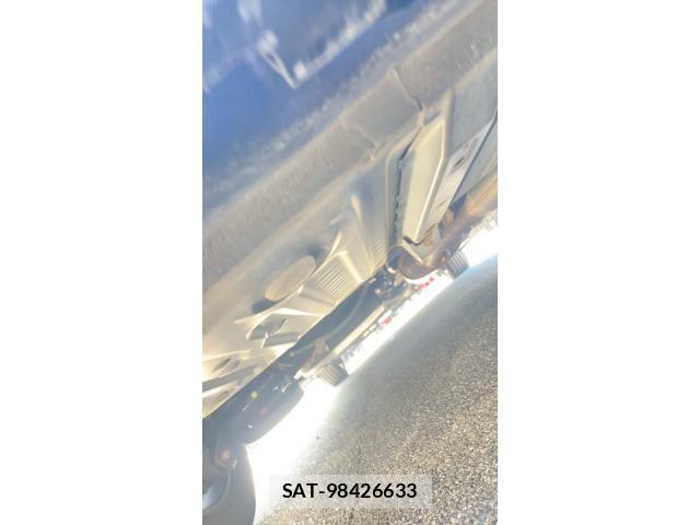 Toyota ESQUIRE 2015-07 8335743-4