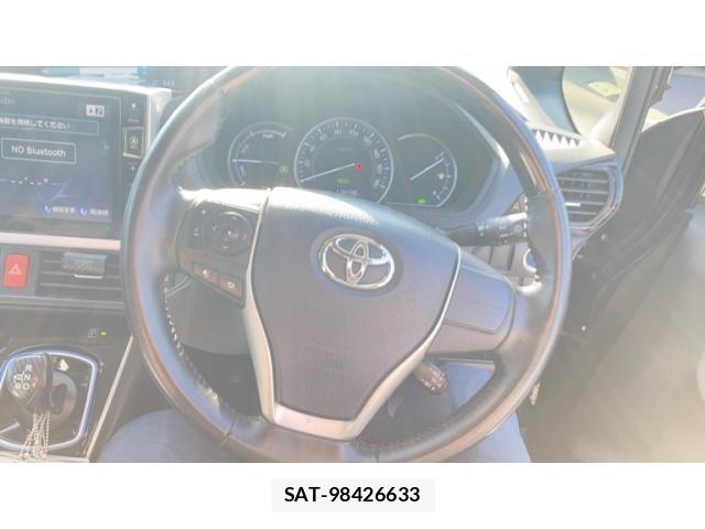 Toyota ESQUIRE 2015-07 8335743-8