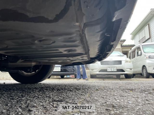 Toyota ESQUIRE 2016-08 8354400-10