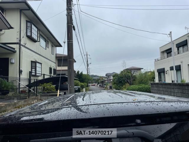 Toyota ESQUIRE 2016-08 8354400-11