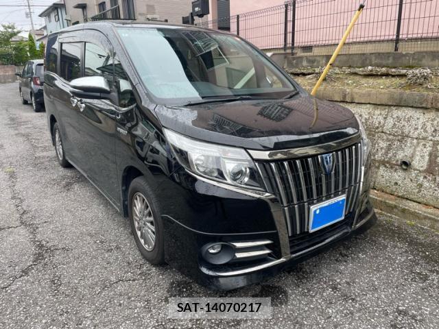Toyota ESQUIRE 2016-08 8354400-2