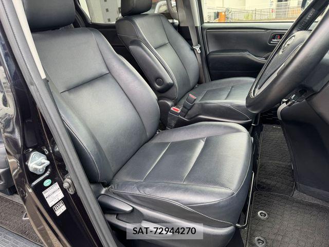 Toyota ESQUIRE 2016-11 8365782-20