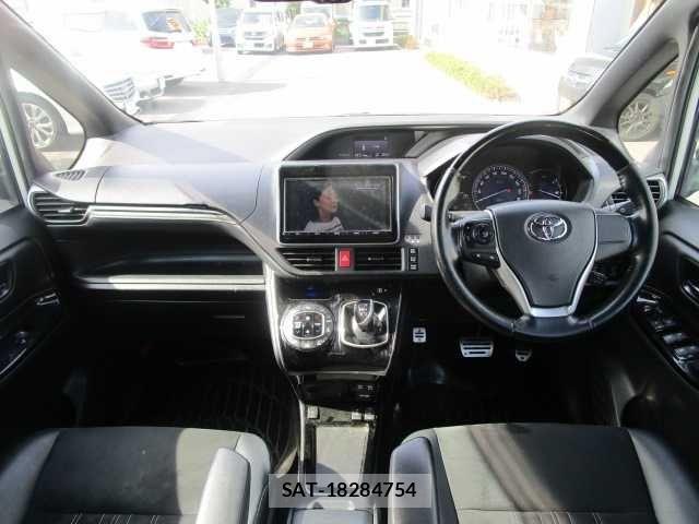 Toyota ESQUIRE 2019-02 8365773-10
