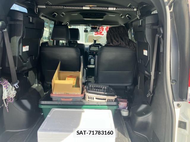 Toyota ESQUIRE 2017-07 8365778-11