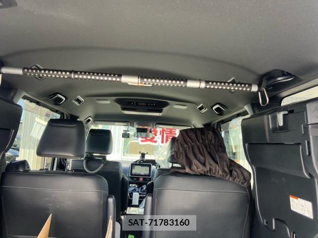 Toyota ESQUIRE 2017-07 8365778-12