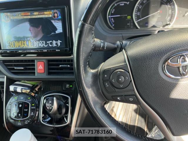 Toyota ESQUIRE 2017-07 8365778-21