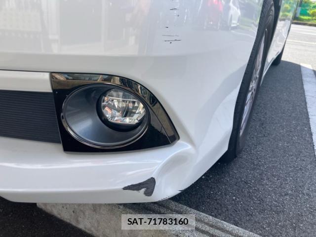 Toyota ESQUIRE 2017-07 8365778-3