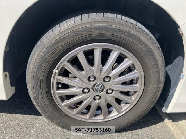Toyota ESQUIRE 2017-07 8365778-4