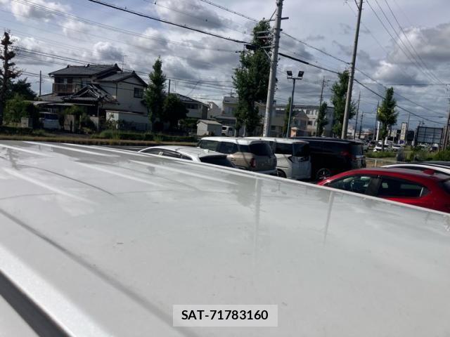 Toyota ESQUIRE 2017-07 8365778-6