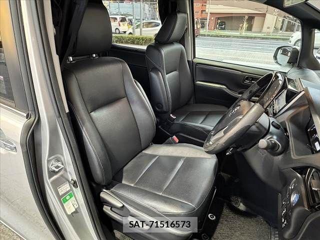 Toyota ESQUIRE 2017-01 8365776-15