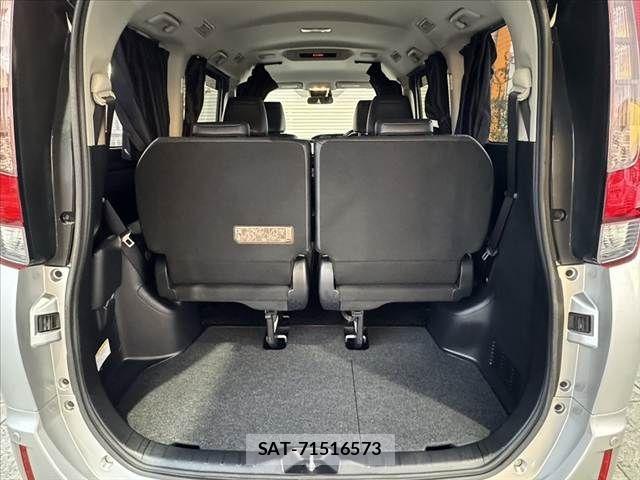 Toyota ESQUIRE 2017-01 8365776-20