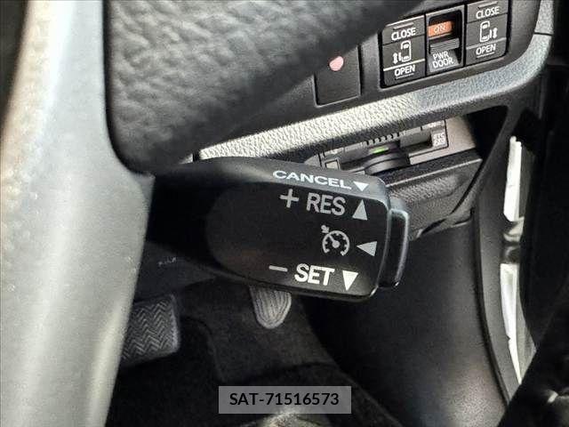 Toyota ESQUIRE 2017-01 8365776-29