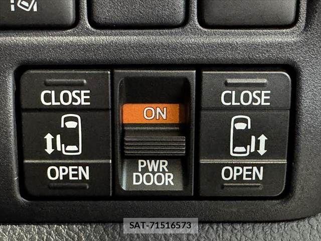 Toyota ESQUIRE 2017-01 8365776-5