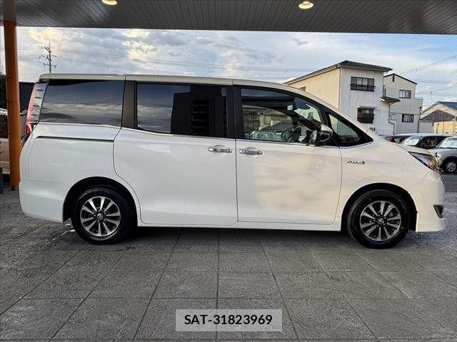 Toyota ESQUIRE 2019-11 8365772-10