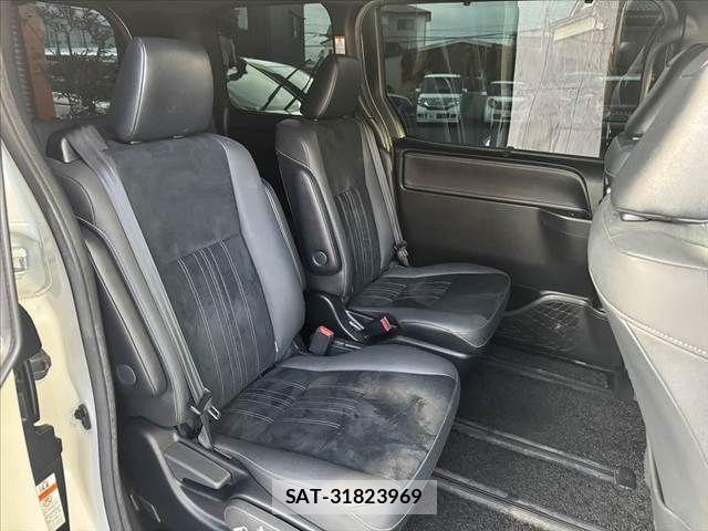 Toyota ESQUIRE 2019-11 8365772-16