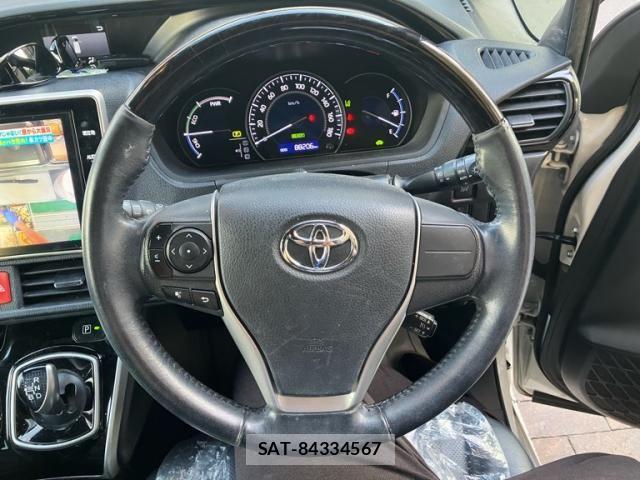 Toyota ESQUIRE 2017-11 8365779-11
