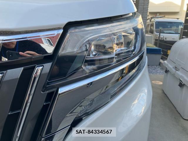Toyota ESQUIRE 2017-11 8365779-2