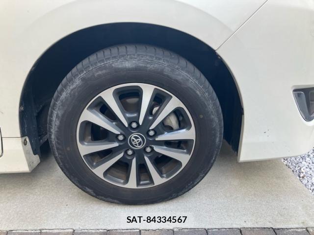 Toyota ESQUIRE 2017-11 8365779-3