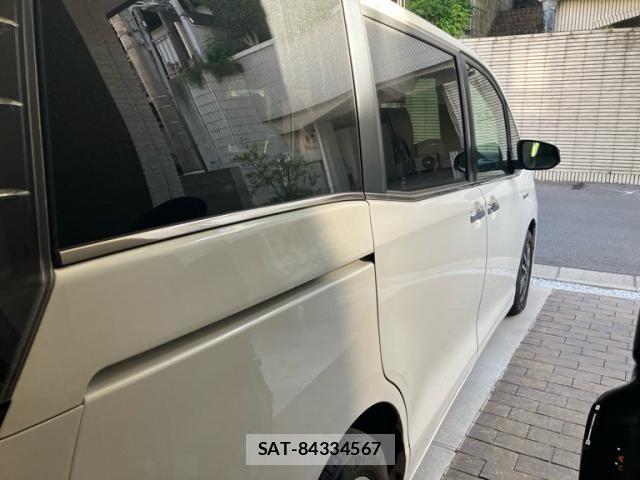 Toyota ESQUIRE 2017-11 8365779-5