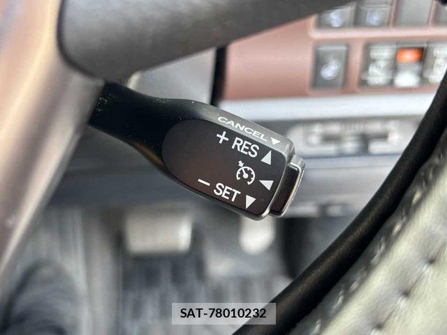 Toyota ESQUIRE 2018-03 8365777-17