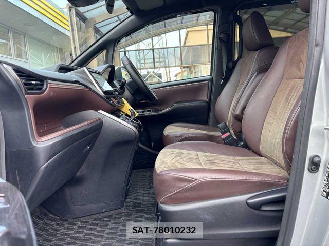 Toyota ESQUIRE 2018-03 8365777-27