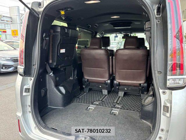 Toyota ESQUIRE 2018-03 8365777-29