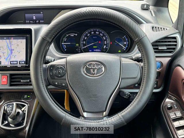 Toyota ESQUIRE 2018-03 8365777-3
