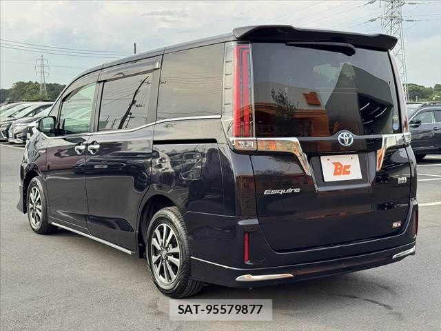 Toyota ESQUIRE 2017-07 8365775-12